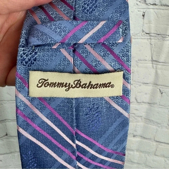 Tommy Bahama Blue Pineapple Pink Purple Striped Silk Tie - Picture 5 of 6